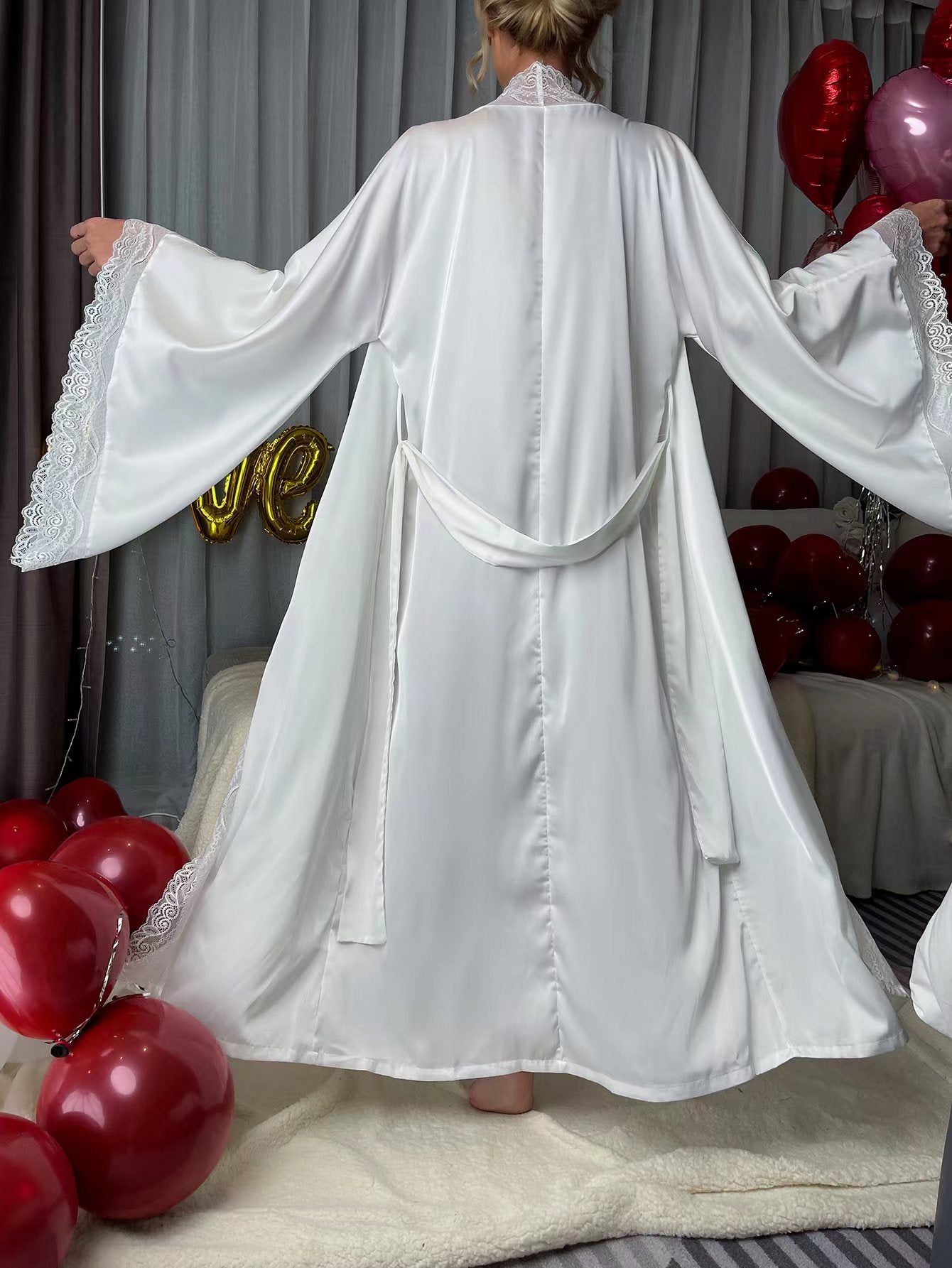 Women's White Lace Satin Robe Long Kimono Bridal Sleepwear with Belt